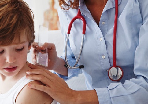 Коли варто звертатися до дитячого дерматолога? 10 симптомів, які не можна ігнорувати